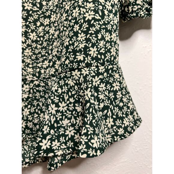 Lulu's Blooming Darlin' Green Floral Cutout Mini dress Size Small NWT - Picture 6 of 7